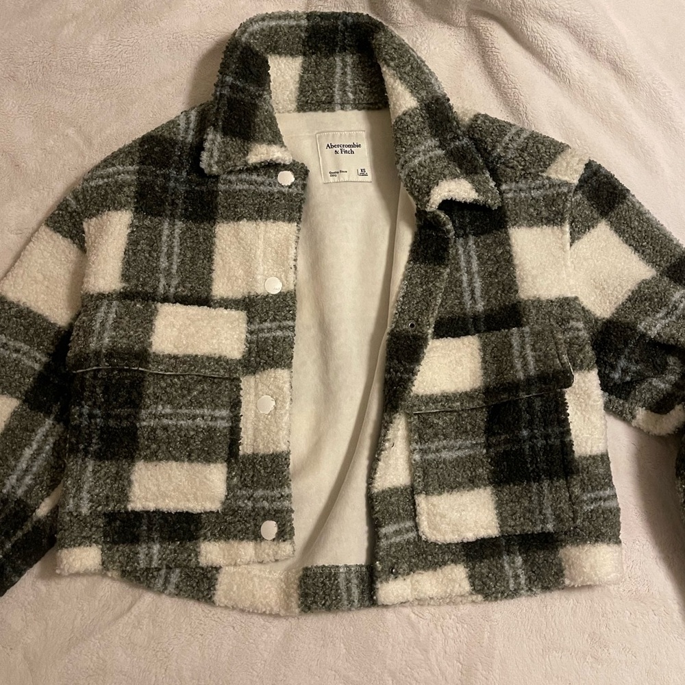 Abercrombie Sherpa shacket